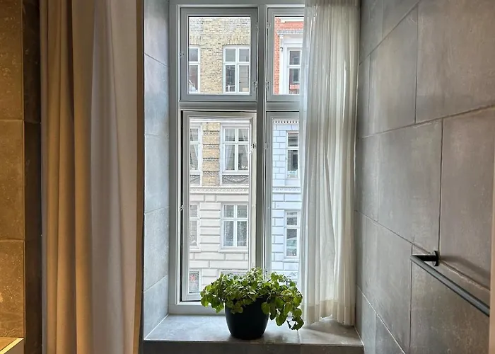 In The Heart Of Apartman